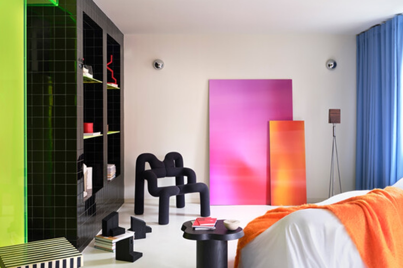 Madrid's Macedonia House Redefines Intimacy Through Fragmented Design