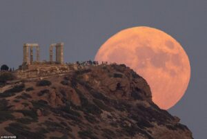Rare ‘Super Blue Moon’ Illuminates Global Skies – 14-Year Wait