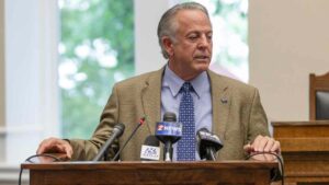 Local Nevada Teachers Union Urges Governor’s Intervention to Resolve Contract Stalemate