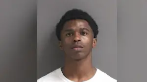 Scream Masked Man Nabs Spotlight: Florida Cops Bust Suspect in Twin Heists! 👀🚨