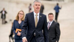 Prisoners Attempt Murder on Guards! Shocking South Dakota Incident 😱