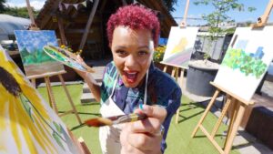 Artless Brits: Nearly 50% Lack Home Art Gear! 🎨