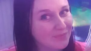 Chilling: Stranger’s Sinister Rap Preceding Fatal Stabbing at Mom’s Door 😱