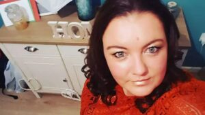 Police Interrogate Stylist: Guests Strip Hotel Room, Taking All! ☕