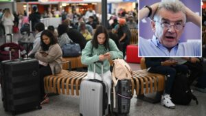 Ryanair CEO Criticizes Air Traffic Chaos; French Airline Blamed for Stranding 200,000