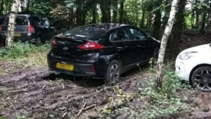 Sham Airport Parking Firm Leaves Hundreds of Cars Damaged in Muddy Field