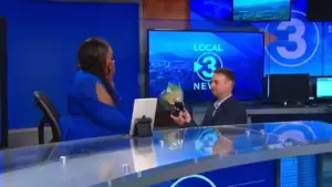 TV Anchor’s Surprise: Unknowingly Presents Own Marriage Proposal! 🎉 | US News