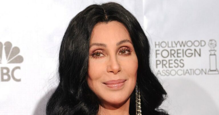 Cher s Christmas Gift to the World Is Her 1st Ever Holiday Album 2.jpg