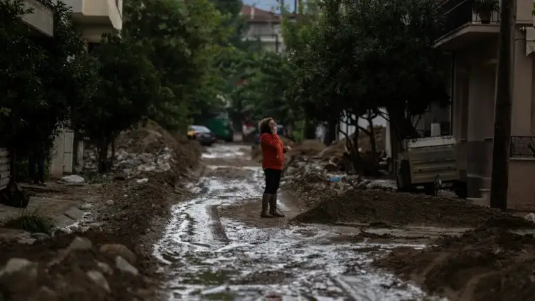 Greece floods.jpg