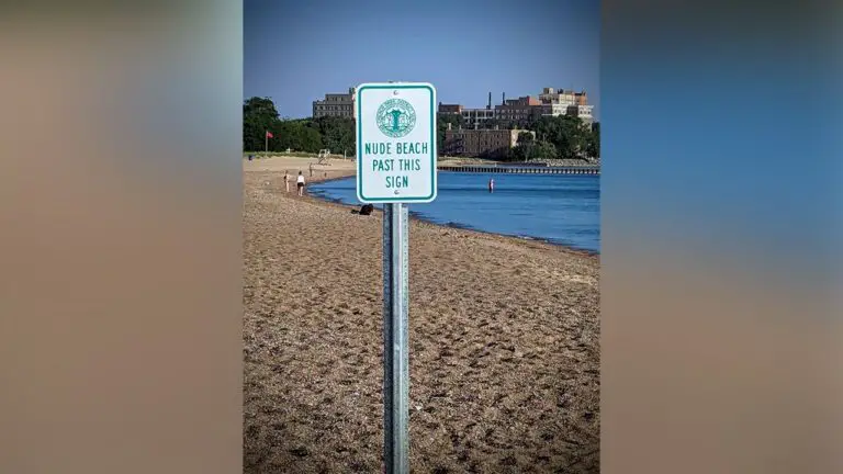 Nude Beach Sign Chicago.jpg