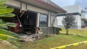 Wet roads, speed were factors in Houston-area Denny’s crash that injured 23