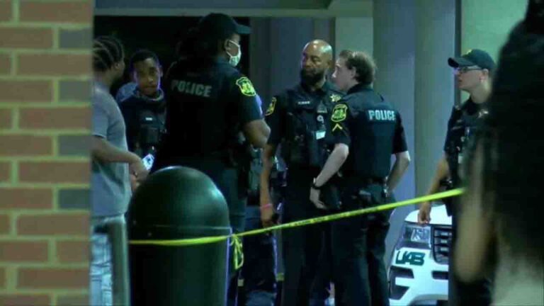 UAB Hospital shooting Birmingham AL 3.jpg