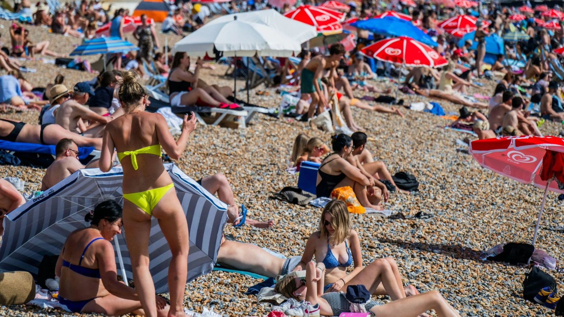 UK weather: Brits will bask in 32C sunshine TODAY ahead of ‘hot & dry weekend’ as Met Office predict heatwave