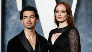 Sophie Turner and Joe Jonas say they have ‘mutually’ decided to end marriage | Ents & Arts News