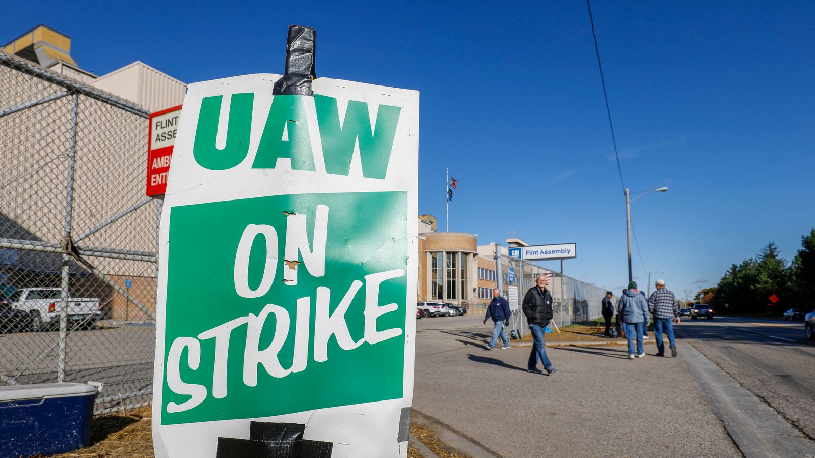 UAW union to launch coordinated strikes against General Motors, Ford and Stellantis | Business News