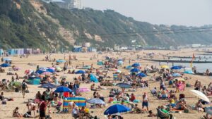 UK weather: Brits to lap up ANOTHER day of sun today & it’s only going to get hotter as mercury to soar to 32C tomorrow