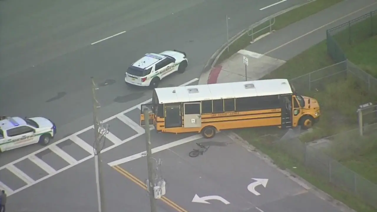 School bus hits, kills Florida high school student riding bicycle in crosswalk: authorities