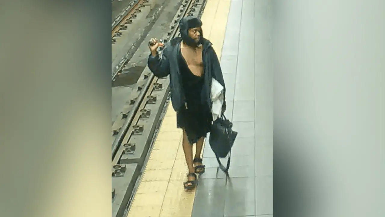 Video shows moments before dress-wearing man attacks 2 at Seattle light rail station: ‘unprovoked’